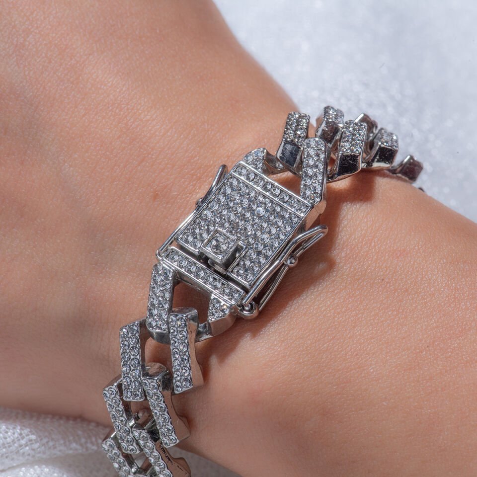 Silver Bileklik Çapraz Model Silver Gurmet Bileklik