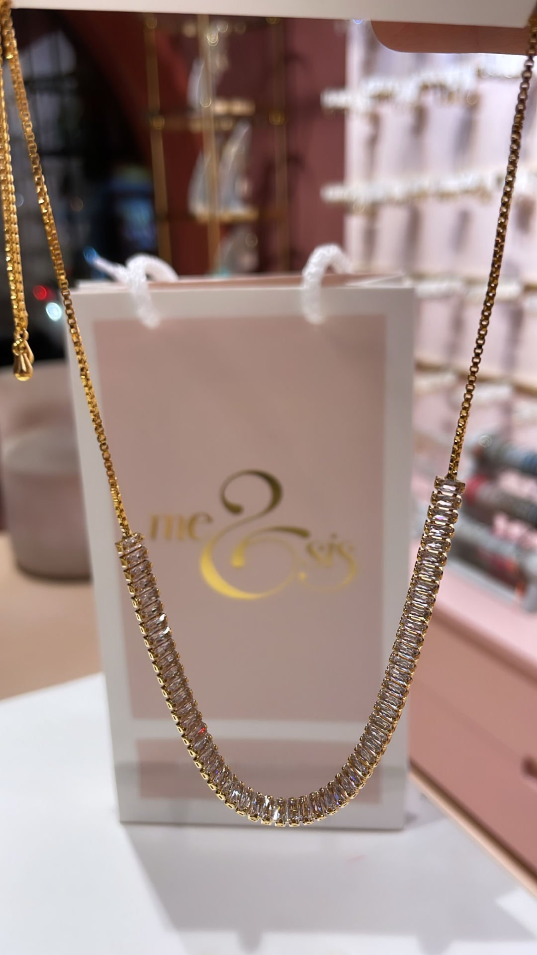 İthal Seri Kolye Kesme Taşlı Asansörlü Gold Kolye